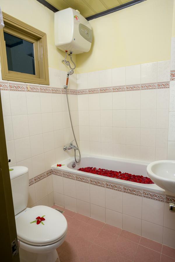 Mr. Che Backpackers Hostel Hoi An Exterior photo